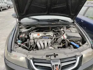 HONDA ACCORD BERLINA (CL/CN) foto 7
