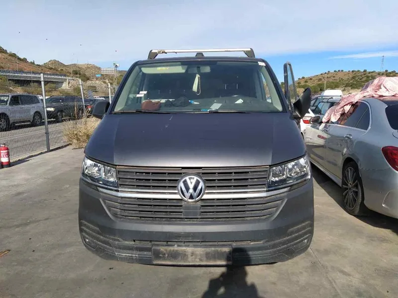 VOLKSWAGEN T6.1 TRANSPORTER CARAVELLE (SH)