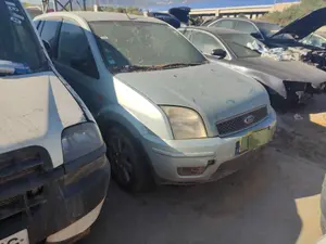 FORD FUSION (CBK) foto 4