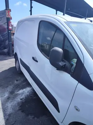 CITROEN BERLINGO FURGÓN foto 7