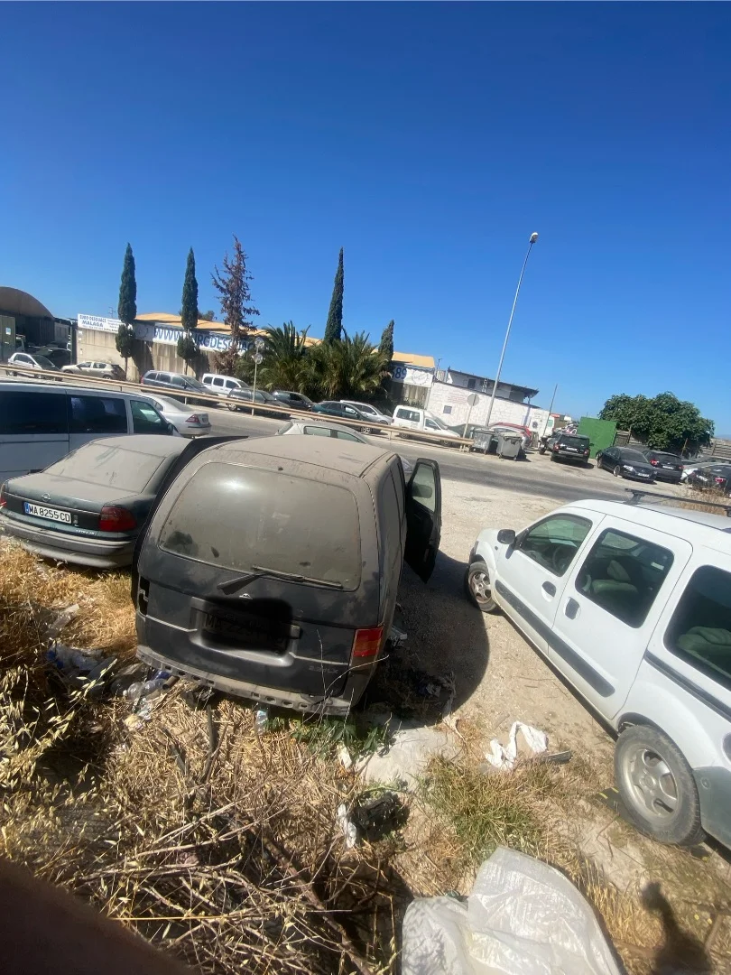 NISSAN SERENA (C23M)