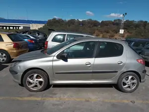 PEUGEOT 206 foto 2