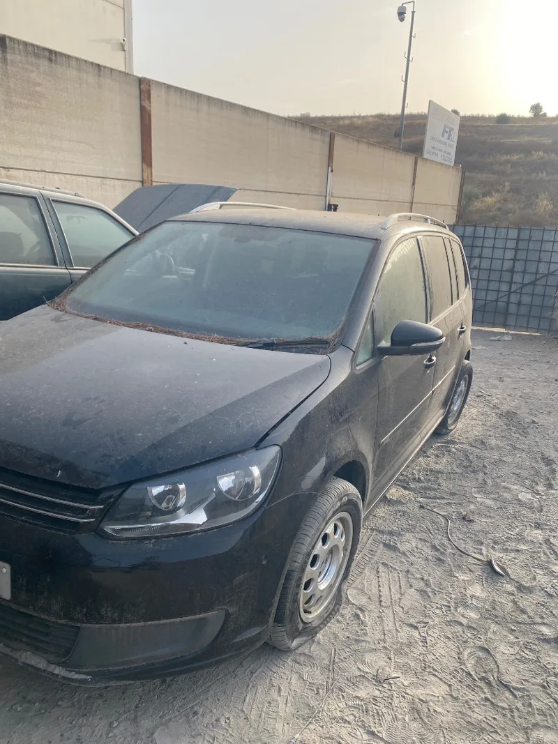 VOLKSWAGEN TOURAN (1T3)