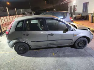 FORD FIESTA (CBK) foto 3
