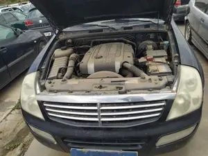 SSANGYONG REXTON foto 5