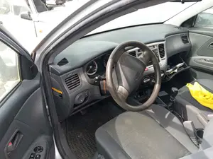 KIA RIO (JB) foto 7