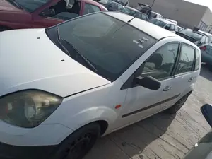 FORD FIESTA (CBK) foto 6