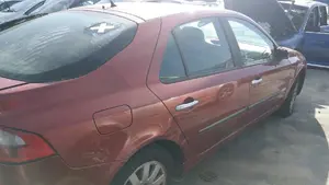 RENAULT LAGUNA II (BG0) foto 3
