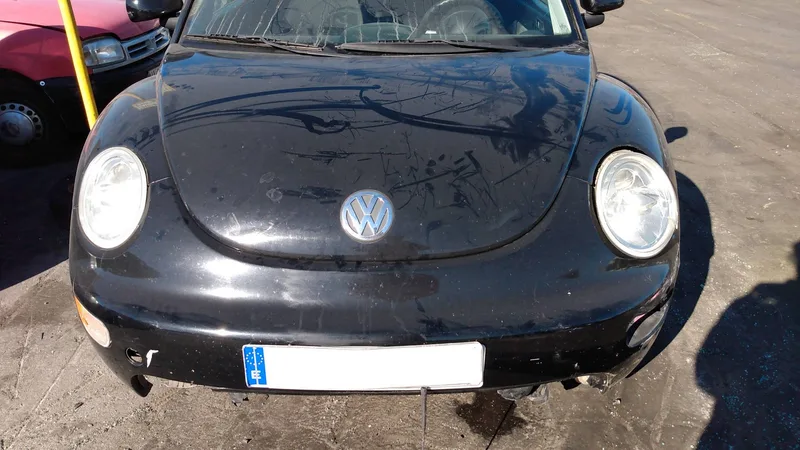 VOLKSWAGEN NEW BEETLE BERLINA (9C1/1C1)