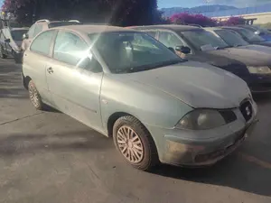 SEAT IBIZA (6L1) foto 3