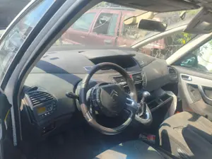 CITROEN GRAND C4 PICASSO foto 3
