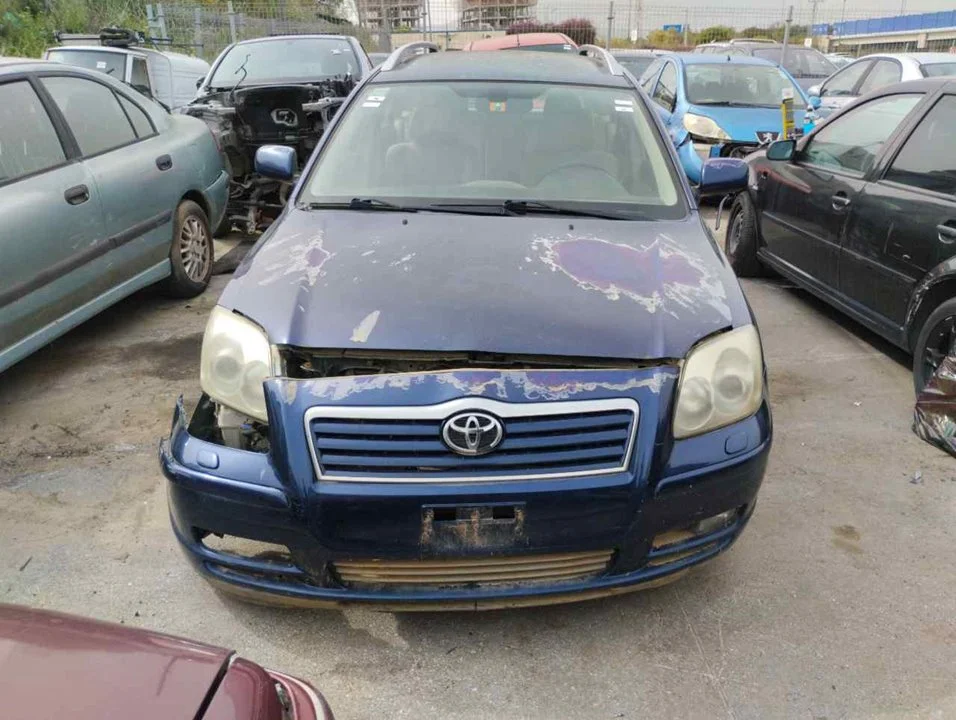 TOYOTA AVENSIS WAGON (T25)