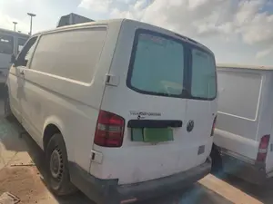 VOLKSWAGEN T5 TRANSPORTER BUS (7H) foto 6