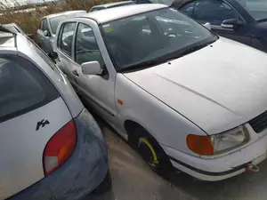 VOLKSWAGEN POLO III (6N1) foto 3