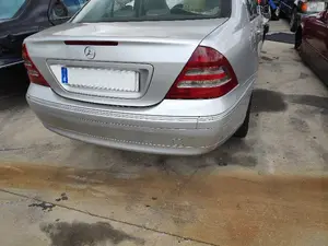 MERCEDES-BENZ CLASE C (BM 203) BERLINA foto 3