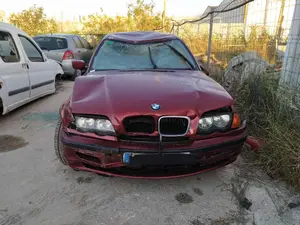 BMW SERIE 3 BERLINA (E46) foto 1