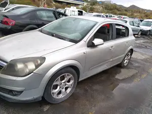 OPEL ASTRA H BERLINA foto 4
