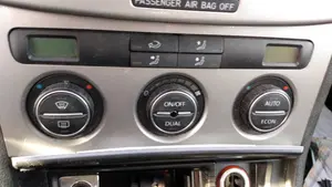 VOLKSWAGEN PASSAT BERLINA (3C2) foto 34