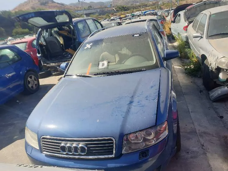 AUDI A4 AVANT (8E)