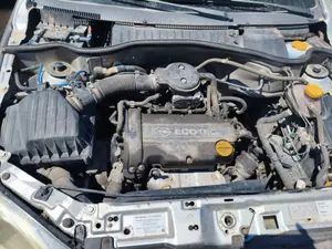 OPEL CORSA C foto 5