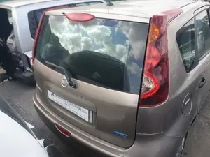 NISSAN NOTE (E11E) foto 4
