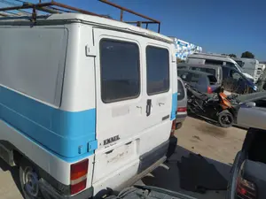 RENAULT TRAFIC I foto 3