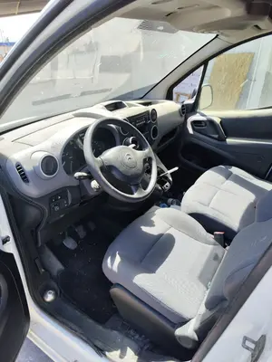 CITROEN BERLINGO FURGÓN foto 8
