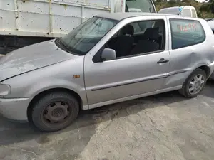 VOLKSWAGEN POLO III (6N1) foto 3