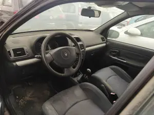 RENAULT CLIO II FASE II (B/CB0) foto 4