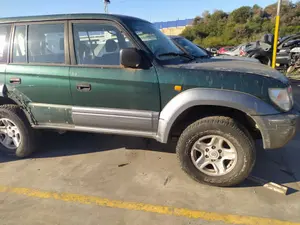TOYOTA LAND CRUISER (J9) foto 6