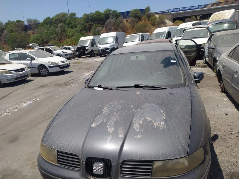 SEAT LEON (1M1)