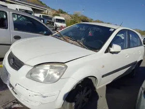 KIA RIO (JB) foto 2