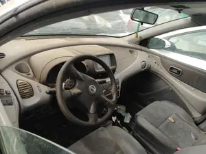 NISSAN ALMERA TINO (V10M) foto 6
