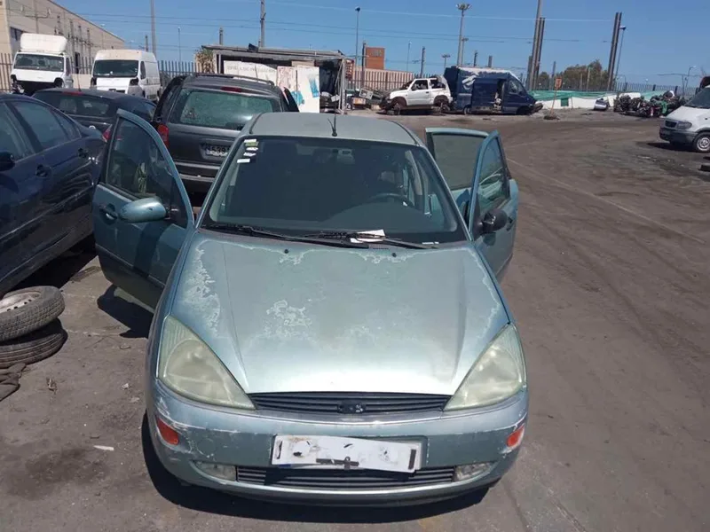FORD FOCUS BERLINA (CAK)