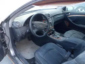 MERCEDES-BENZ CLK (BM 209) COUPE foto 4