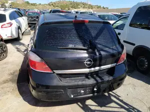 OPEL ASTRA H BERLINA foto 5