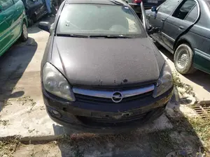 OPEL ASTRA H GTC foto 1