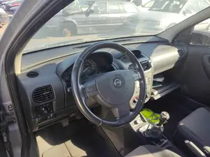 OPEL CORSA C foto 8