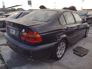 BMW SERIE 3 BERLINA (E46) foto 2