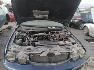 JAGUAR X-TYPE foto 3