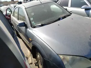 FORD MONDEO BERLINA (GE) foto 3