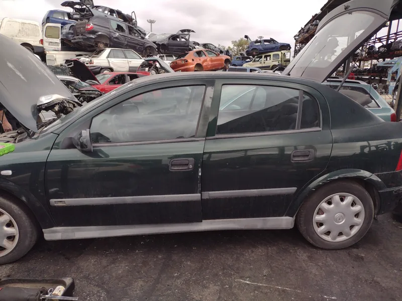OPEL ASTRA G BERLINA