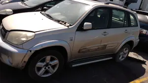 TOYOTA RAV4 (A2) foto 2