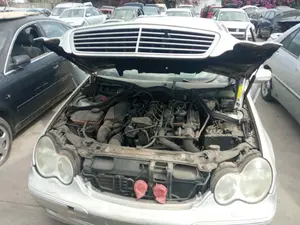 MERCEDES-BENZ CLASE C (BM 203) BERLINA foto 3