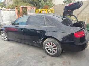 AUDI A4 BERLINA (8K2) foto 3