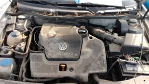 VOLKSWAGEN GOLF IV BERLINA (1J1)(10.1997) foto 18