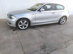 BMW SERIE 1 BERLINA (E81/E87) foto 2