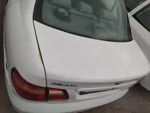 NISSAN ALMERA (N16/E) foto 2