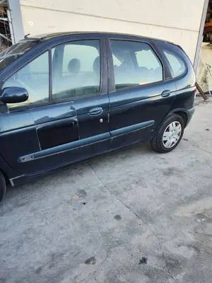 RENAULT SCENIC I (JA...) foto 3