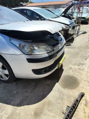 CITROEN C4 BERLINA foto 6